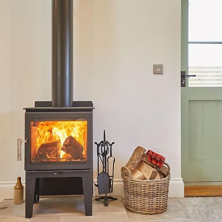 The Irishman'S Cottage Yedingham Extérieur photo